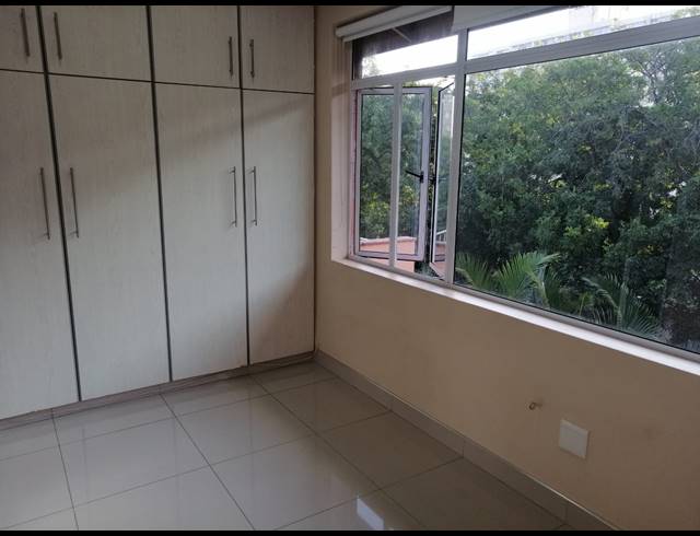 0.5 BEDROOM FLAT FOR SALE IN ESSENWOOD
